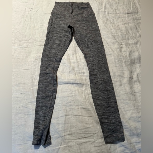 Lululemon Align - Picture 1 of 2